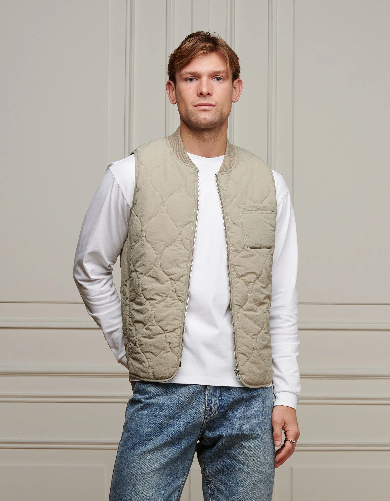 Grey Onion Quilt Gilet - Image 2
