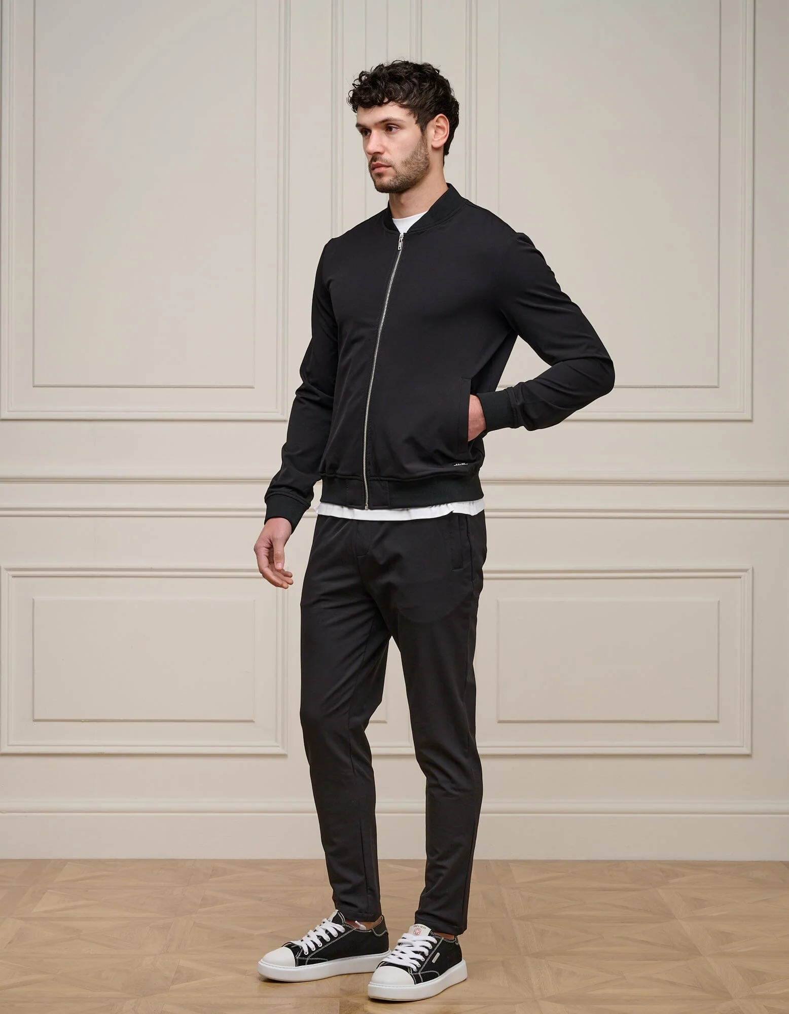 Traveller Bomber Jacket Black - Image 4