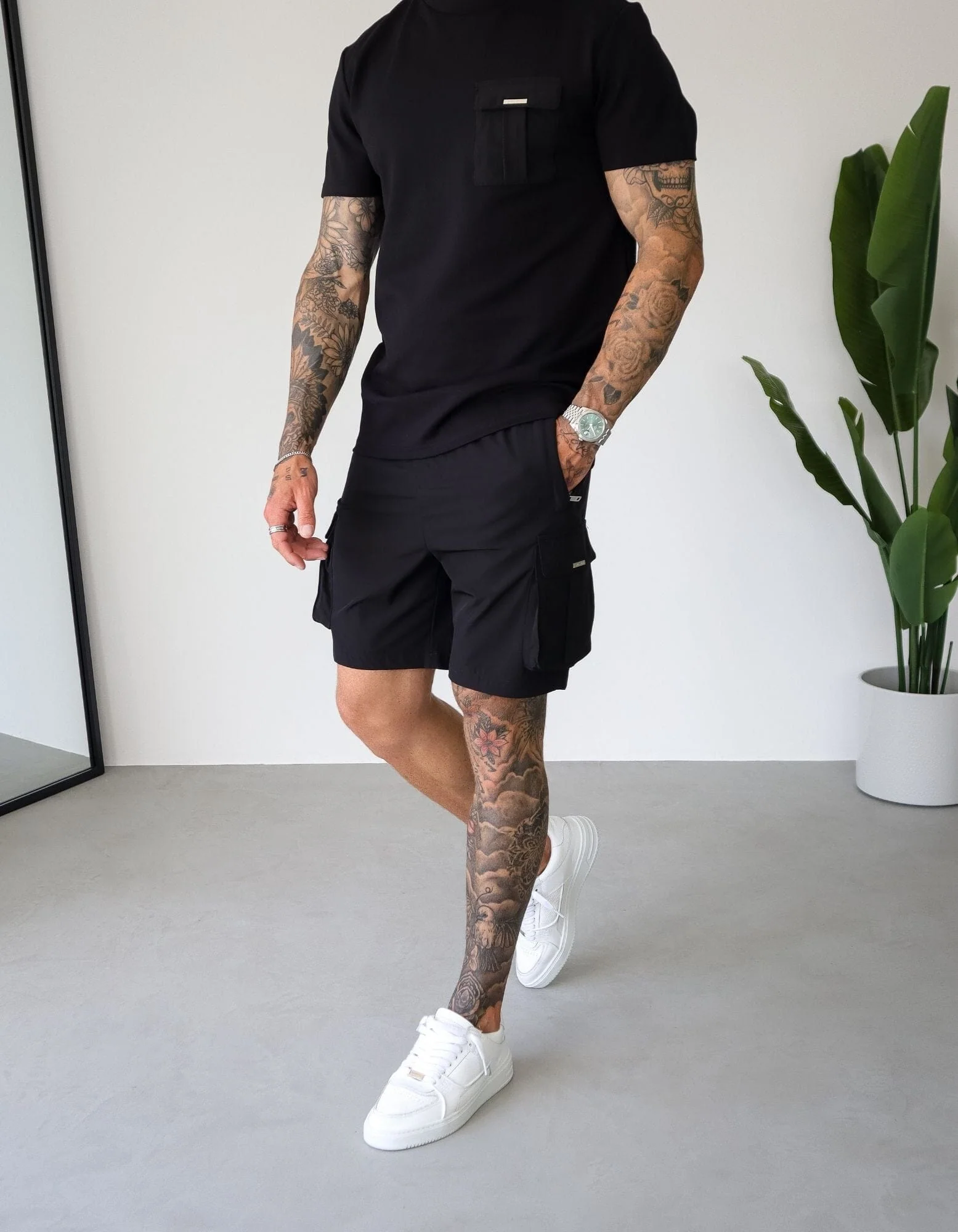 Woven Pocket T-Shirt Black/Black - Image 4
